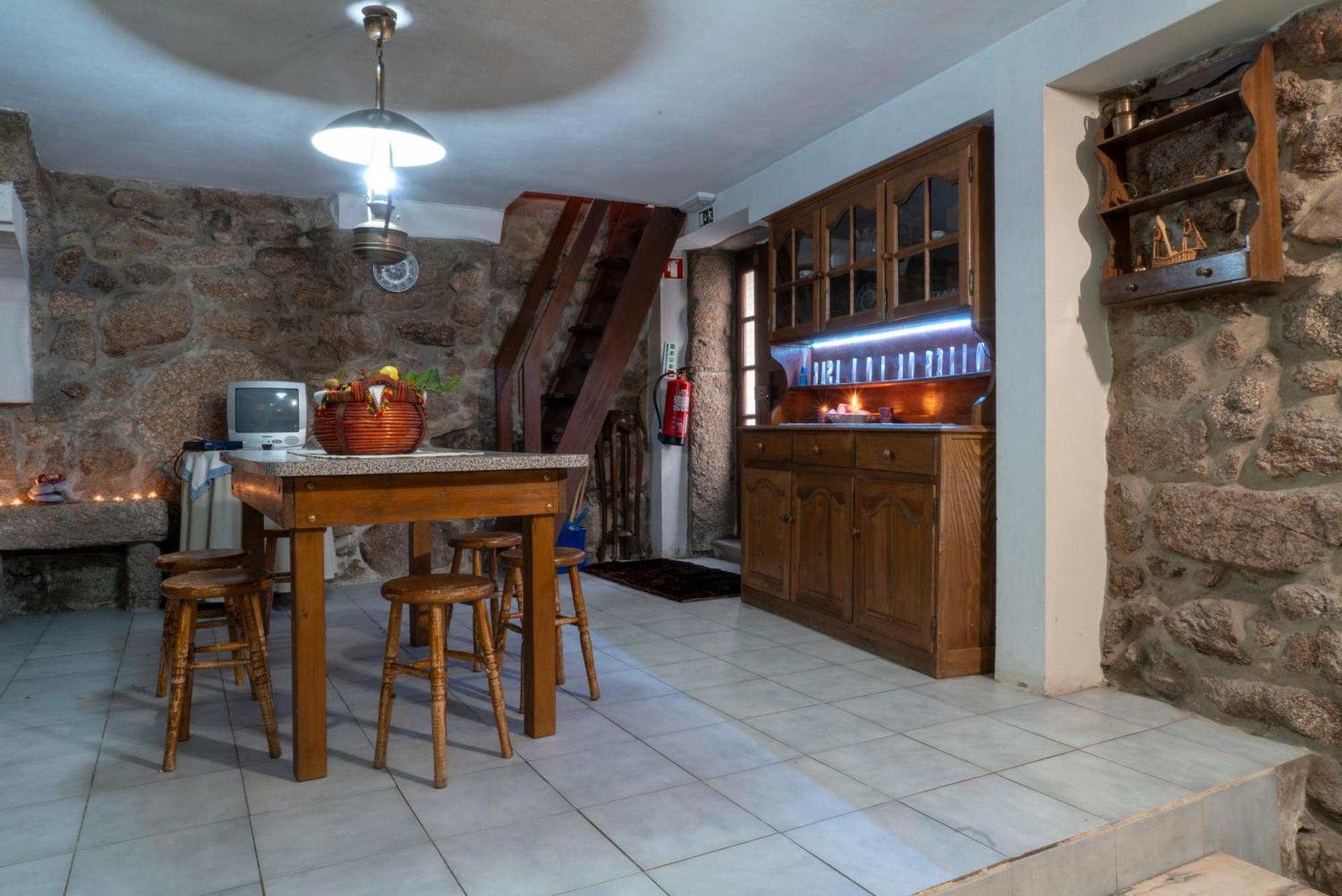 Casa Dos Cobertos Hotell Terras de Bouro Eksteriør bilde